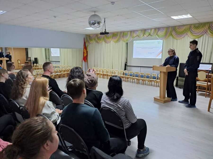 Новоалександровские полицейские проводят профилактические мероприятия в школах