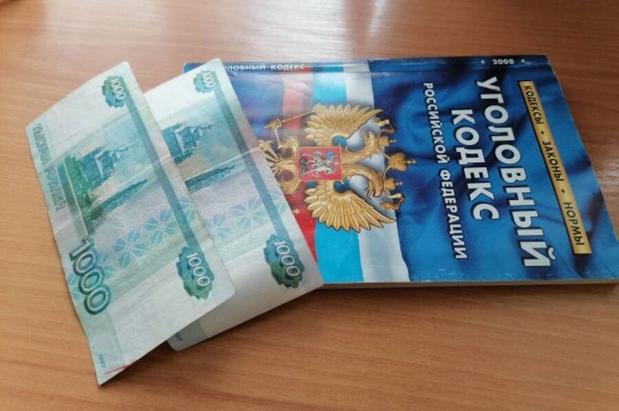 В Новоалександровске полицейские установили подозреваемую в хищении денег с банковской карты