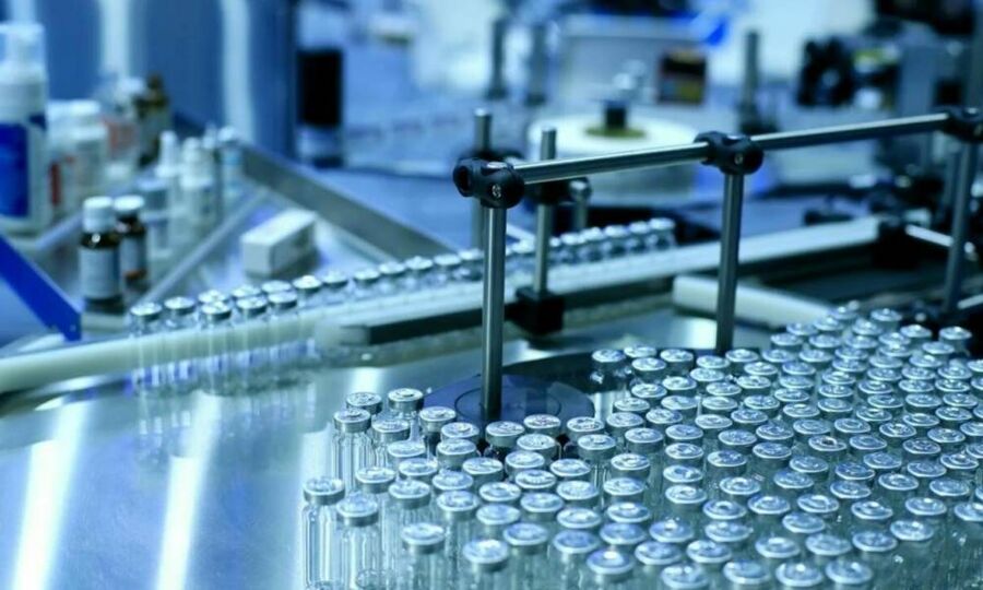 Новые фармацевтические производства начнут работу в трех регионах России