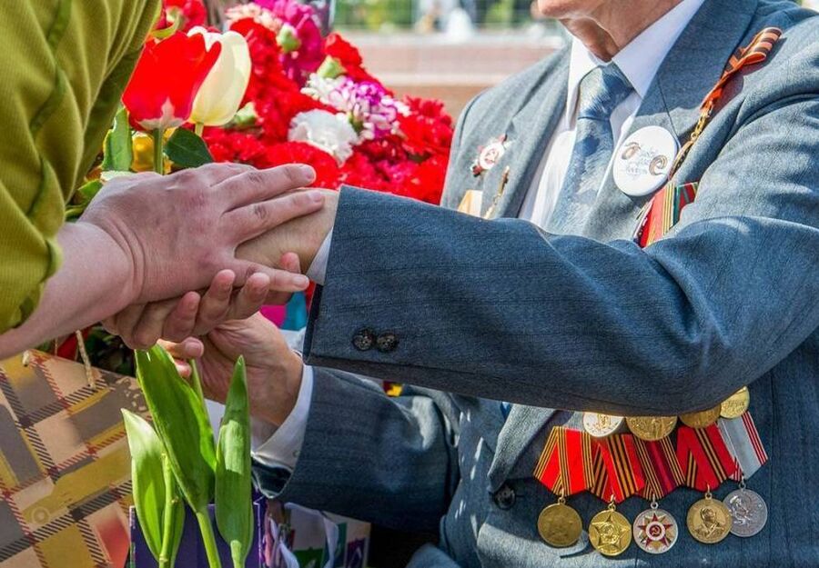 «Единая Россия» и «Волонтёры Победы» поздравят фронтовиков с наступающим 9 мая