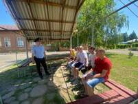 Полицейские Новоалександровского округа провели профилактические беседы с населением